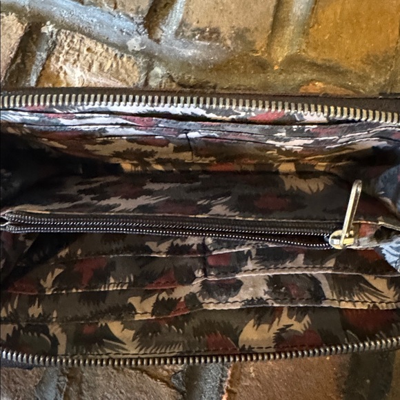 Kerrits Leather Wristlet Zip-Around Wallet Brown - Picture 4 of 5